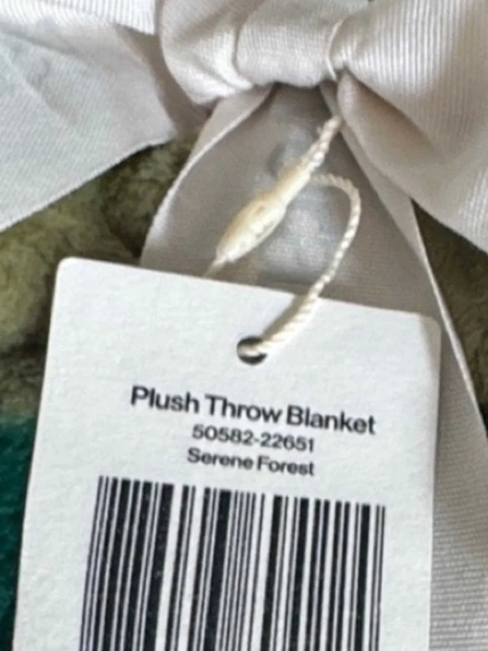 Vera Bradley Plush Throw Blanket in the pattern 